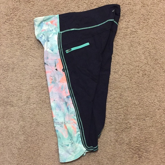 Lululemon 10 Top Speed Blushed Illusion Crop Pants - Picture 2 of 7